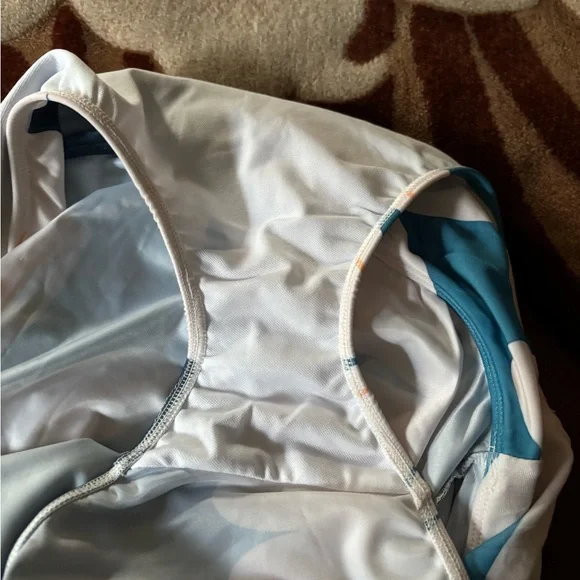 Floral Blue and White Tankini - Picture 5 of 12